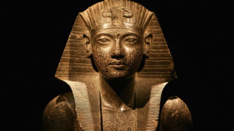تاريخ فن النحت في الحضارة المصريَّة القديمة