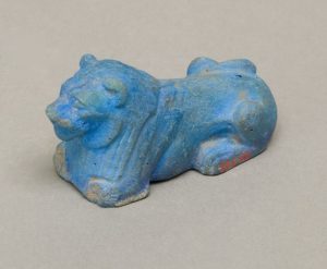 تاريخ اللون الأزرق: من مصر القديمة إلى أحدث الاكتشافات العلمية