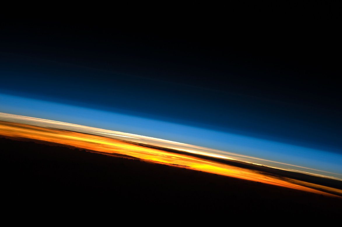 الغلاف الجوي الدرع الخفي للكرة الأرضية|الغلاف الجوي الدرع الخفي للكرة الأرضية