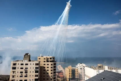 صورة حديثة لاستخدام الفوسفور الأبيض في غزة