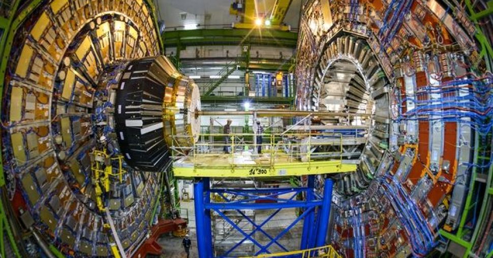 Work-under-way-on-the-LHC-012