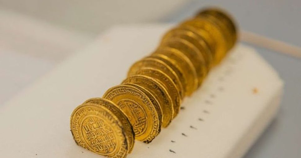 islamic-gold-dinars-abbey-of-cluny_1-770x437